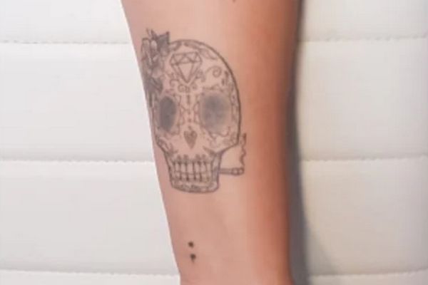 Onderarm tattoo voor de eerste laser behandeling